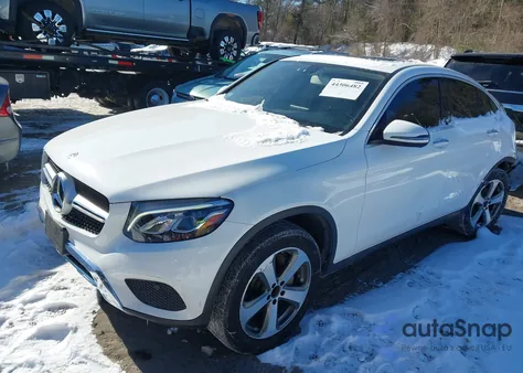 2018 Mercedes-Benz Glc 300 Coupe 4Matic z USA, uszkodzony, nr VIN WDC0J4KB5JF385969